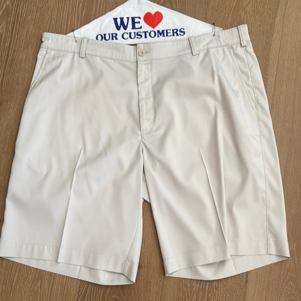 Nike Tan Flat Front Shorts Classic Design